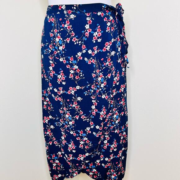 Xhilaration Wrap Skirt Large Blue Ditzy Floral Tulip Hem Midi Cottagecore Twee - Picture 1 of 8